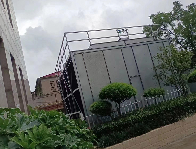 漯河郾城区人民医院菱宇方形横流式RCH--1000T-G2钢板冷却塔