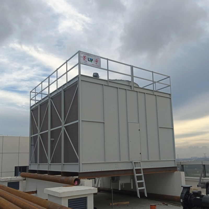 安徽合肥菱宇喷塑工艺的方形横流式钢板冷却塔安装完成